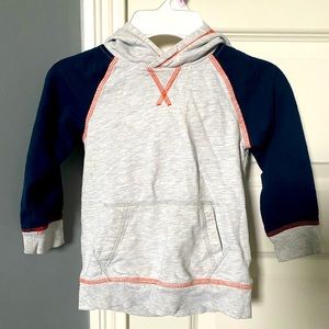 Boys H&M hooded shirt size 2-4